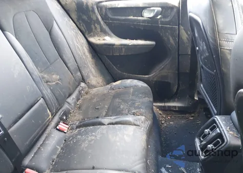 2021 Volvo Xc40 Recharge Pure Electric P8 from USA, damaged, VIN YV4ED3UR7M2576244